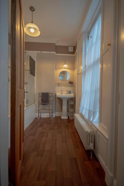 Forth Reflections Self Catering South Queensferry Exteriér fotografie